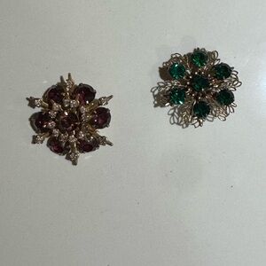 Vintage Brooches - Purple Starburst & Emerald Filigree Brooch